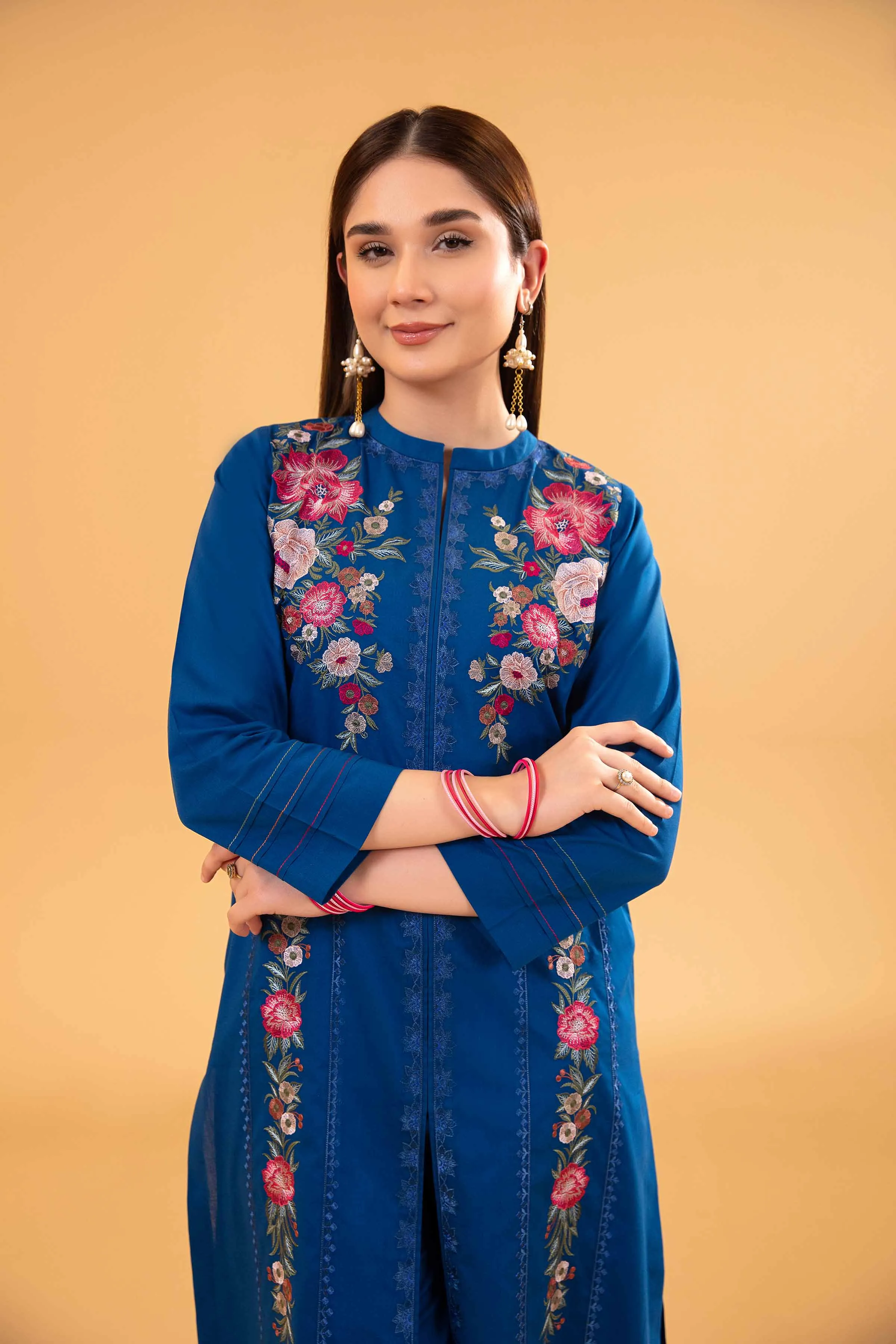 2 Piece - Embroidered Suit - PE24-19