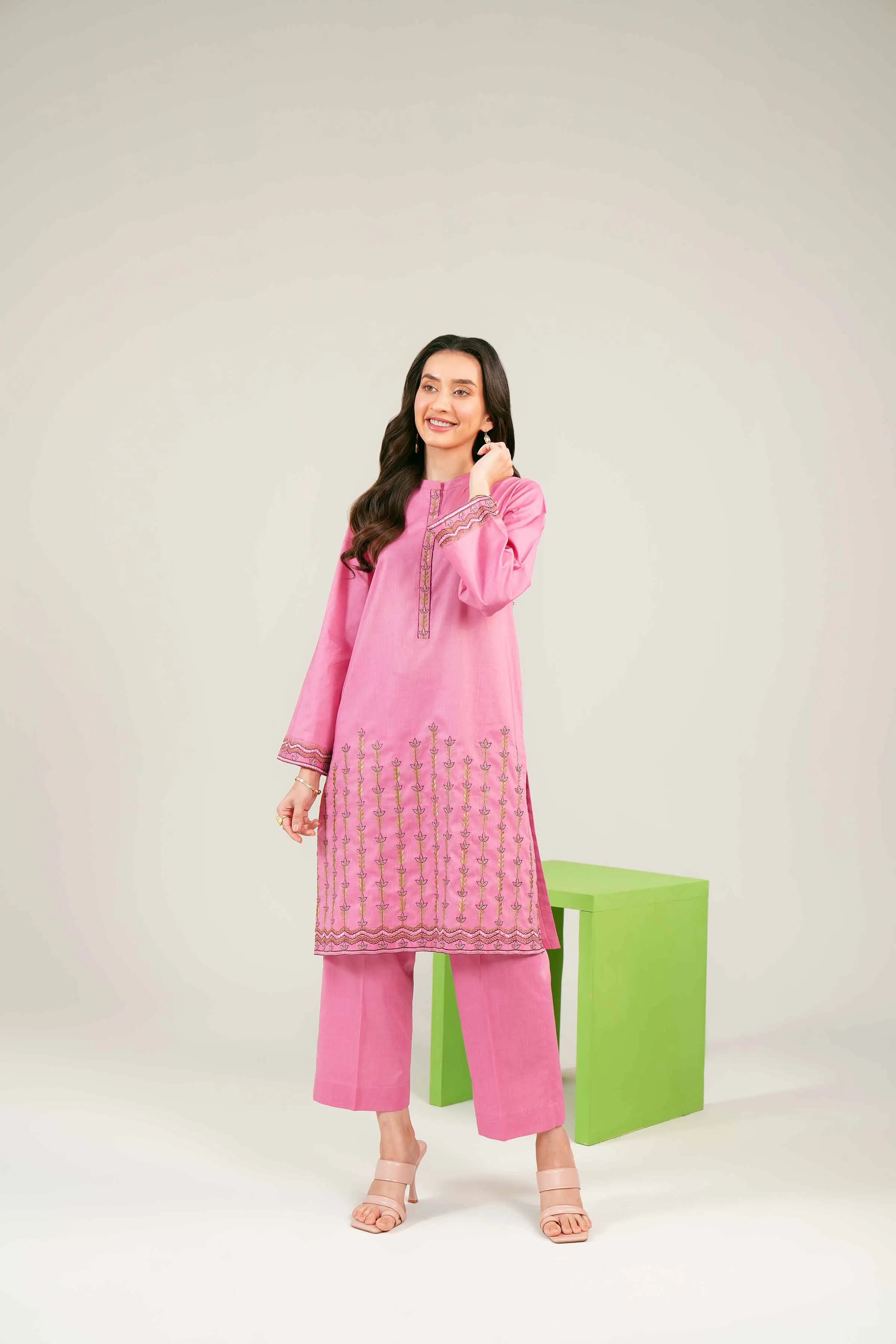 2 Piece - Embroidered Suit - PE24-69