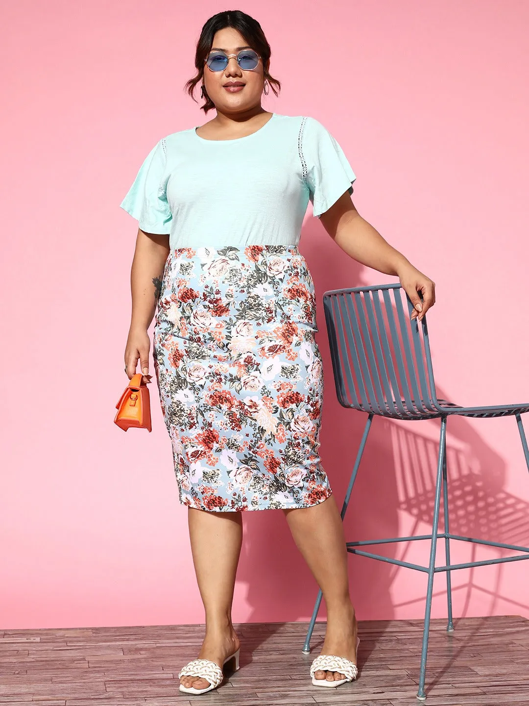 Berrylush Curve Women Blue Floral Pencil Skirt