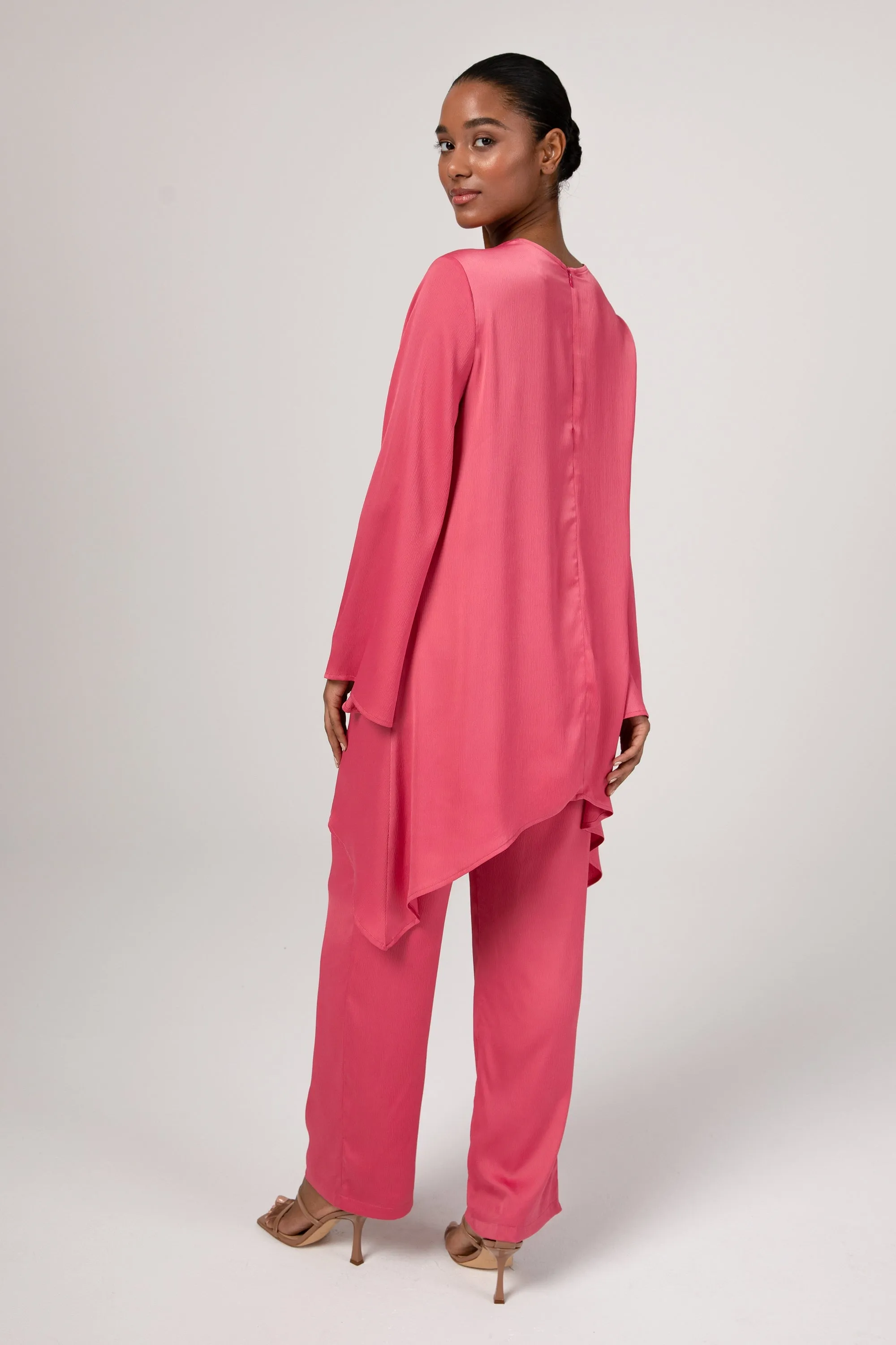 Gaia Satin Straight Leg Trousers - Pink Yarrow