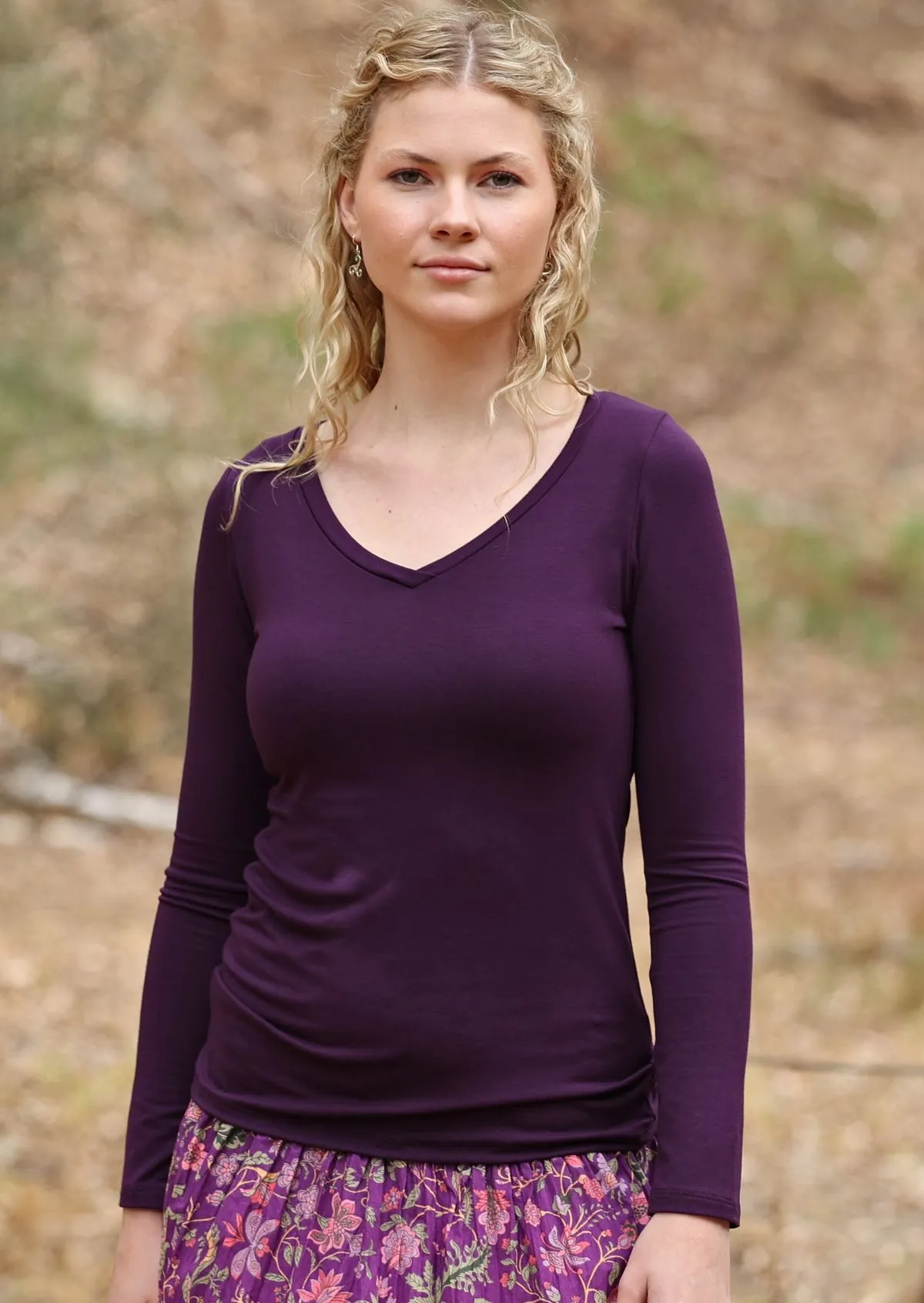 Long Sleeve Stretch V-neck Top Dark Purple