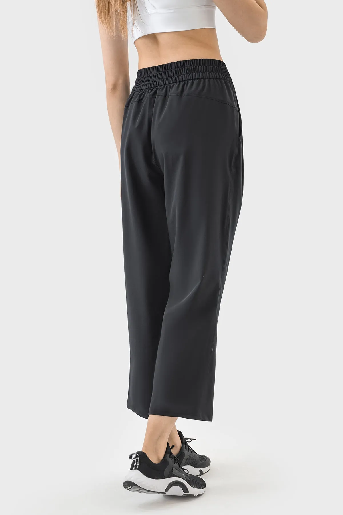 Loose Fit Quick-Dry Cropped Sports Pants