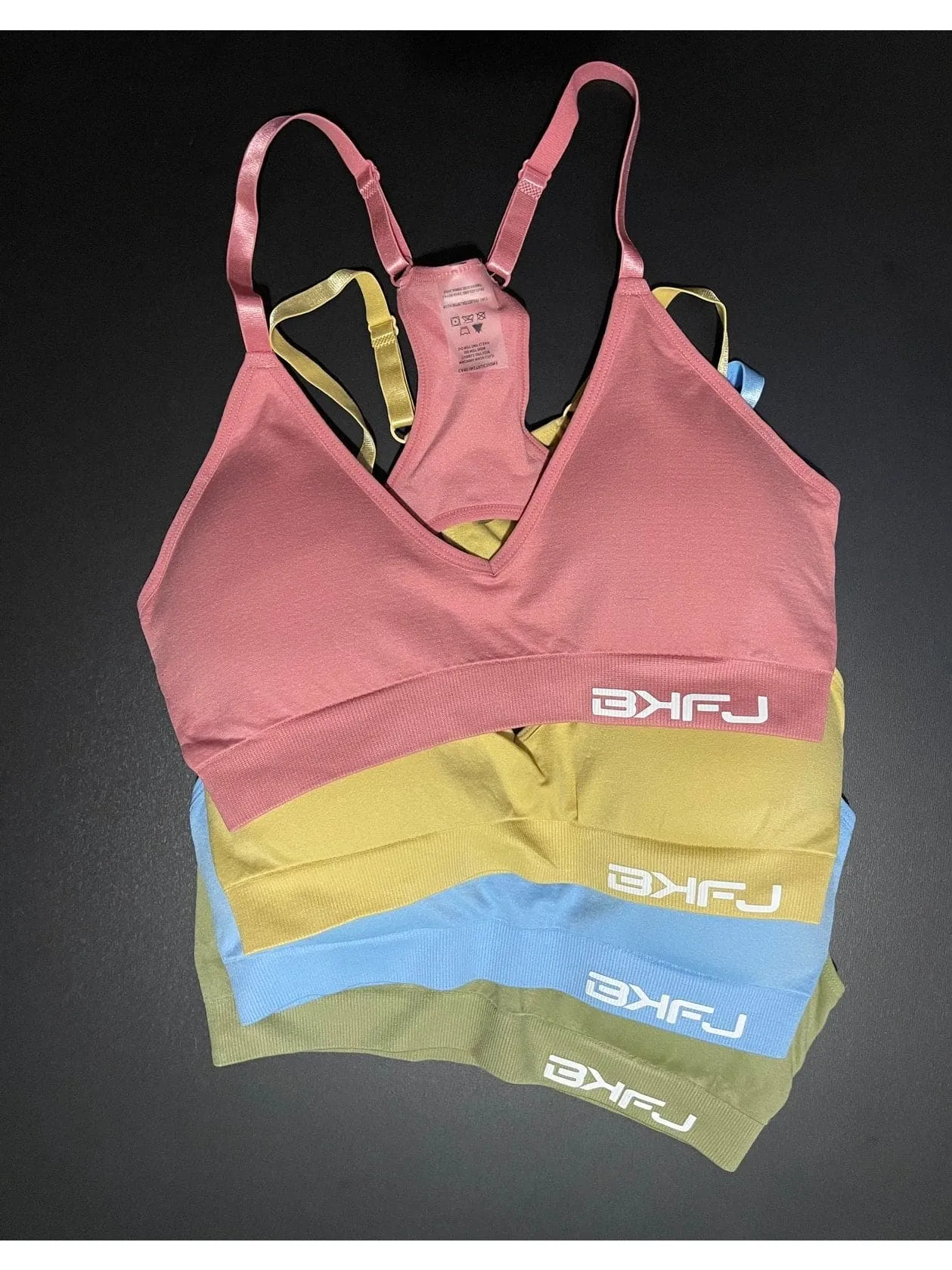 Seamless Cut-Out Racerback Sportsbra